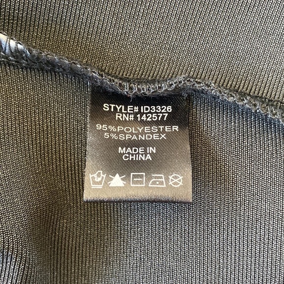 IRIS Tight Fitting Mini Black Dress Size M - Picture 8 of 10